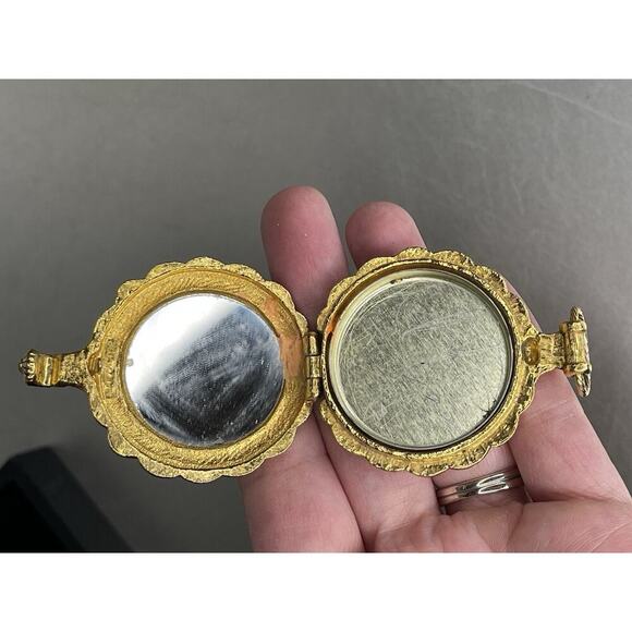Vintage MAX FACTOR GOLDEN LARK Watch-Style Compact Unique Mini - Picture 3 of 5